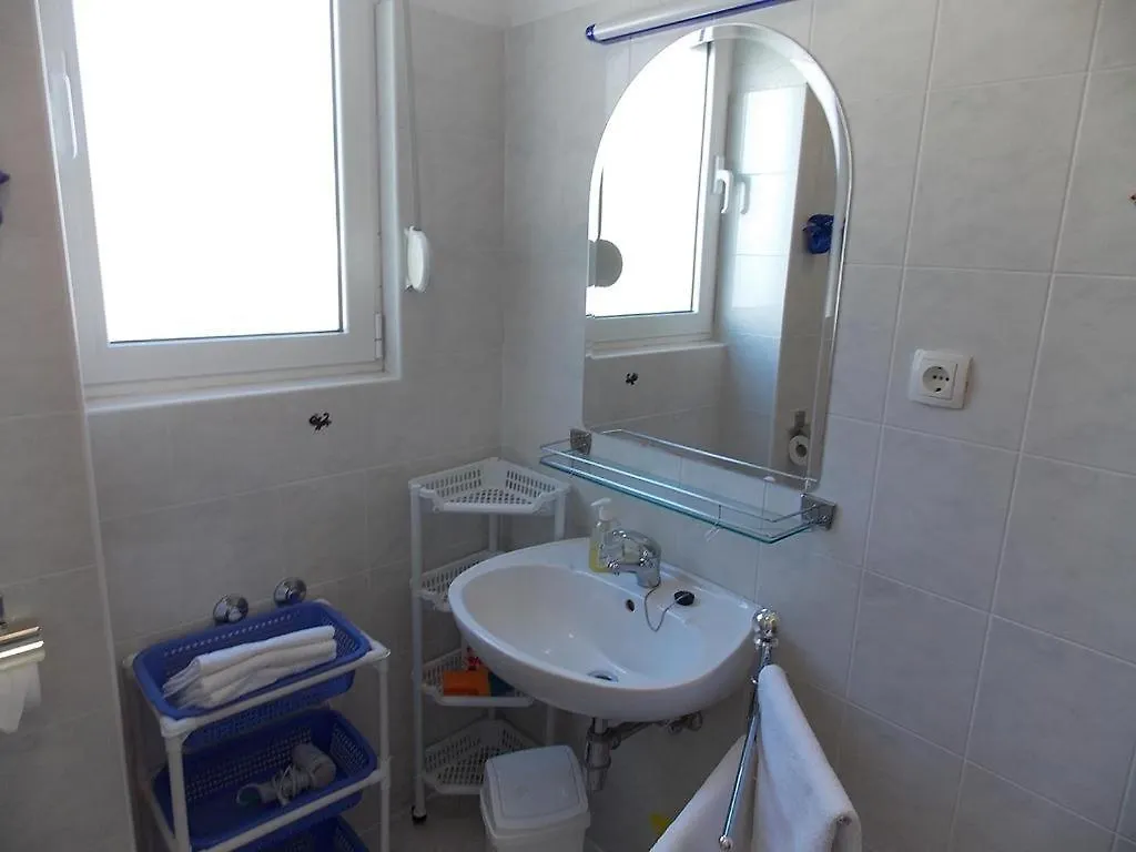 Apartmenthouse Trogir 0*,
